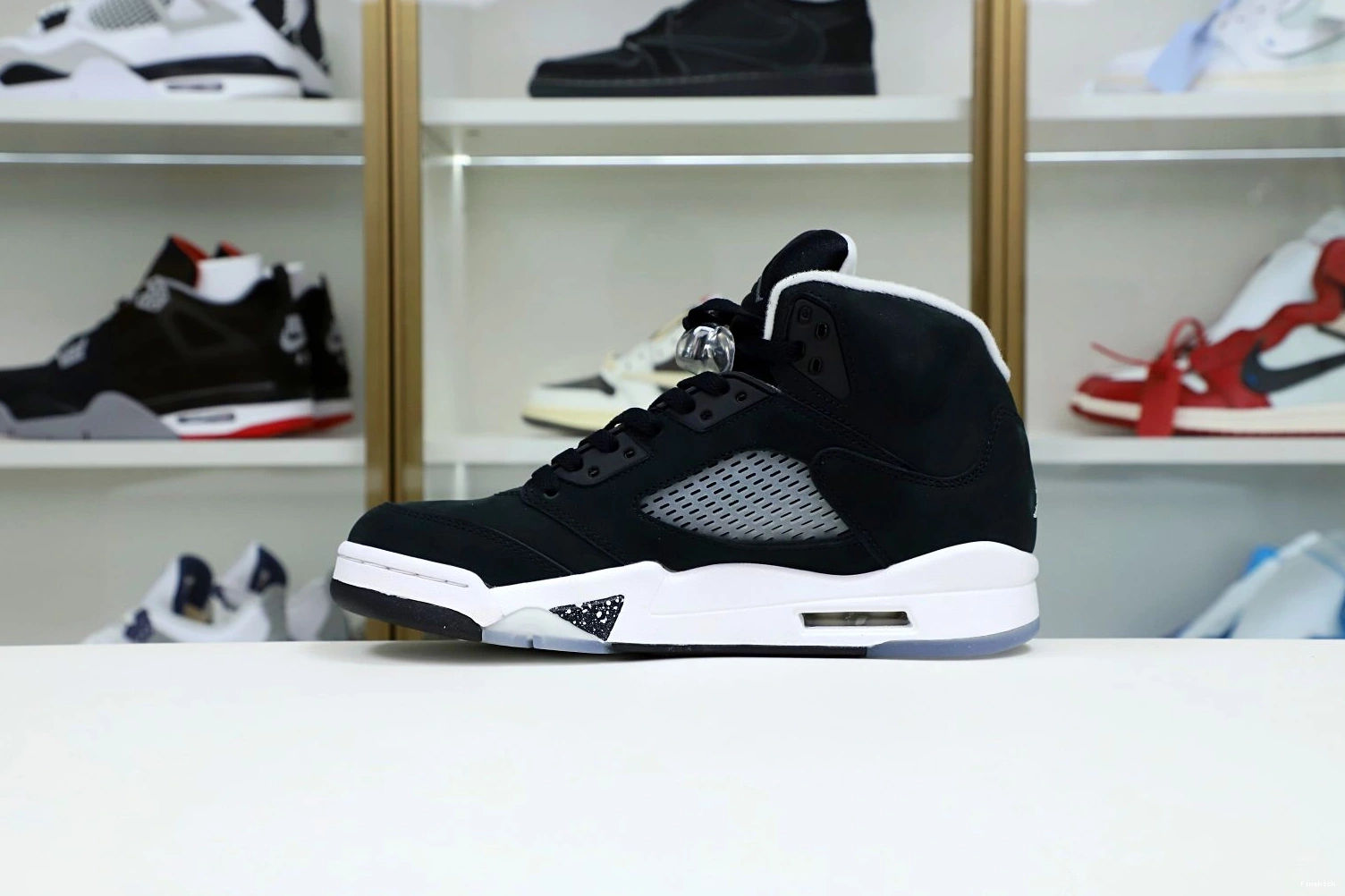 5 JORDAN 2021 RETRO AIR 'OREO' 0211